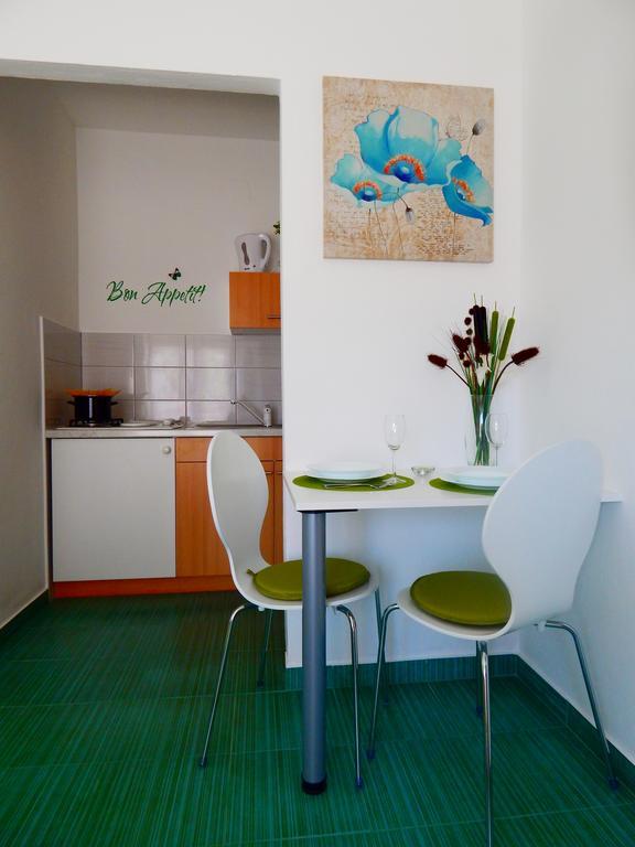 Apartments & Rooms Marinka Zadar Habitación foto