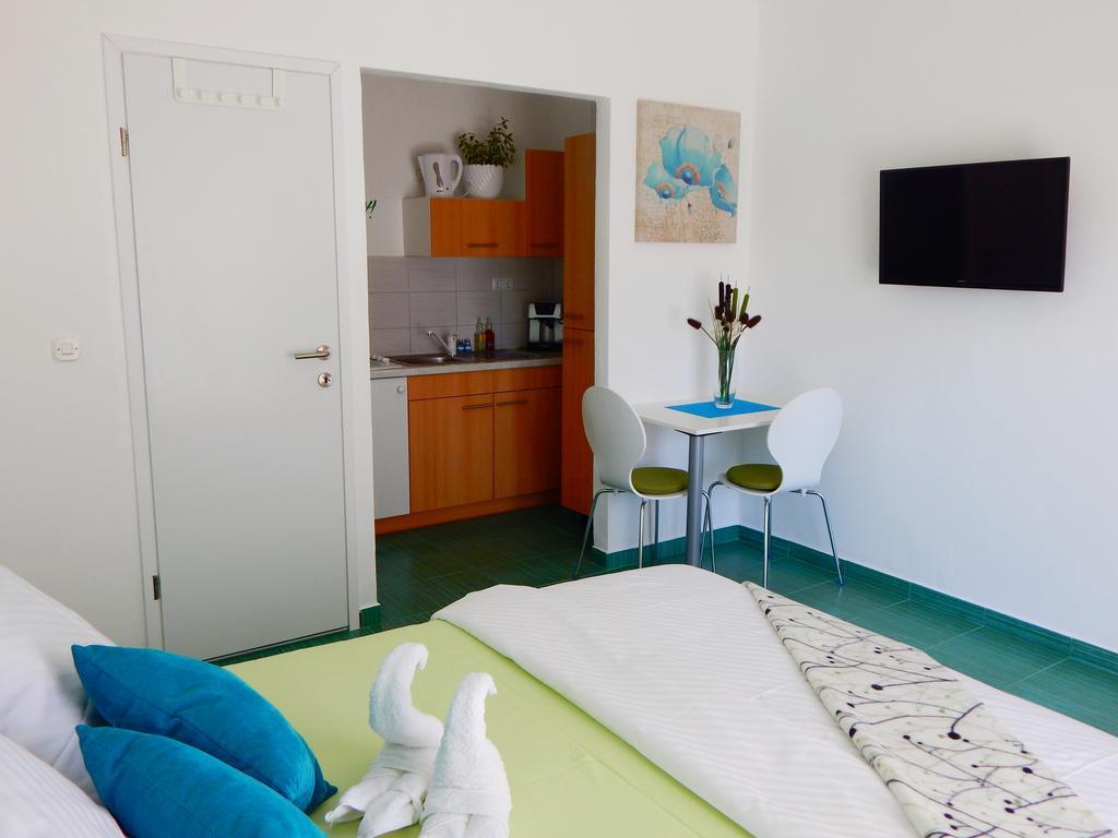 Apartments & Rooms Marinka Zadar Habitación foto